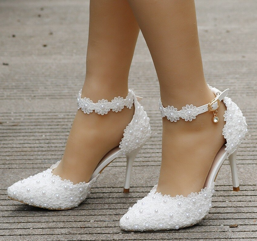 Quelle chaussure avec une robe longue de mariage ?