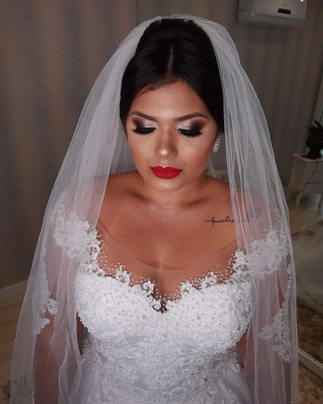 Robe de mariée simple pas cher grande taille Robe de mariée simple pas cher grande taille
