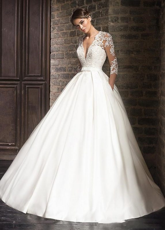 Robe De Mariée ZODICK Dentelle A-Line - Dos Nu Col En V - Sur Mesure Possible - Polyester