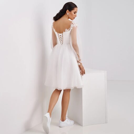 Robe De Mariée Courte En Tulle Blanche