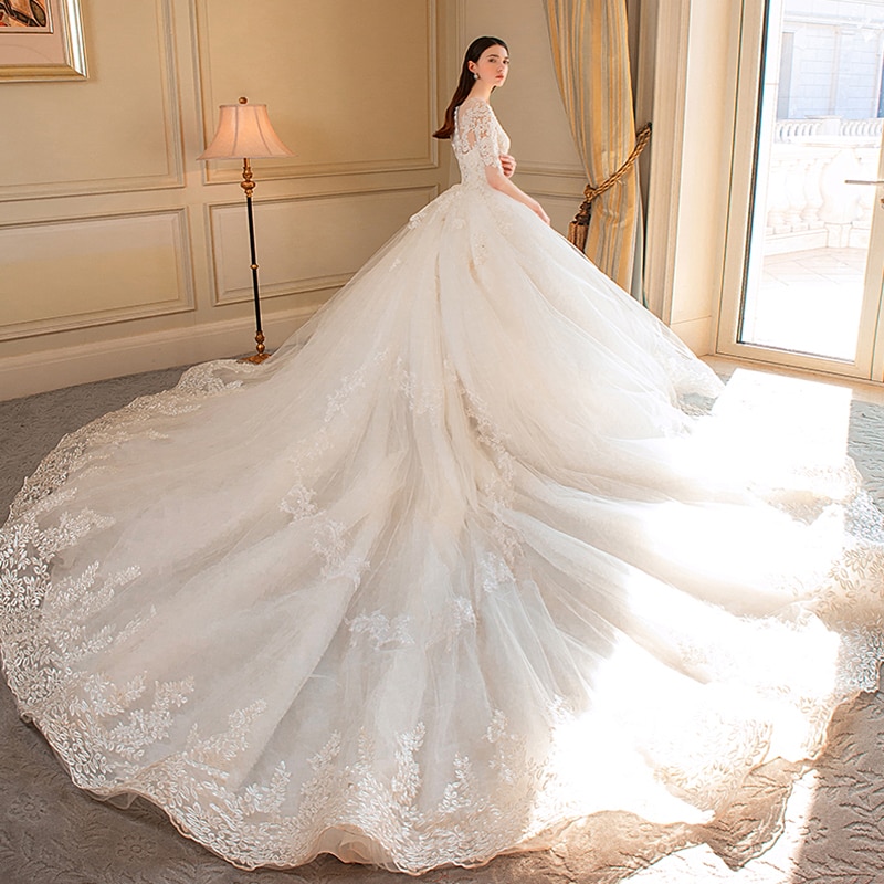 Robe de mariée princesse longue traîne Robe de mariée princesse longue traîne