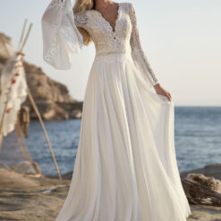 Robe de Mariée Bohème Manche Cloche Blanche image 7 | Soirée Blanche Robe de Mariée Bohème Manche Cloche Blanche | Soirée Blanche