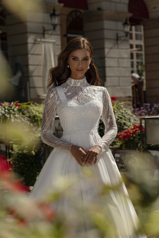 Robe De Mariée Simple Et Chic Blanche