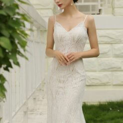 Robe de mariée fourreau en dentelle avec bretelles spaghetti image 11 | Soirée Blanche Robe de mariée fourreau en dentelle avec bretelles spaghetti | Soirée Blanche