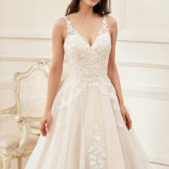 Robe de mariée rose nude en ligne A avec détails floraux et bretelles d’illusion | Soirée Blanche
