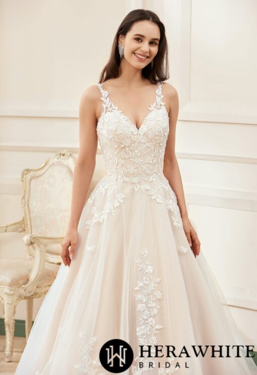 Robe de mariée rose nude en ligne A avec détails floraux et bretelles d’illusion | Soirée Blanche