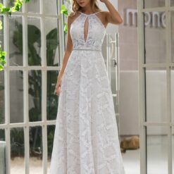 Robe De Mariée En Dentelle A Encolure image 11 | Soirée Blanche Robe de mariée en dentelle à encolure | Soirée Blanche