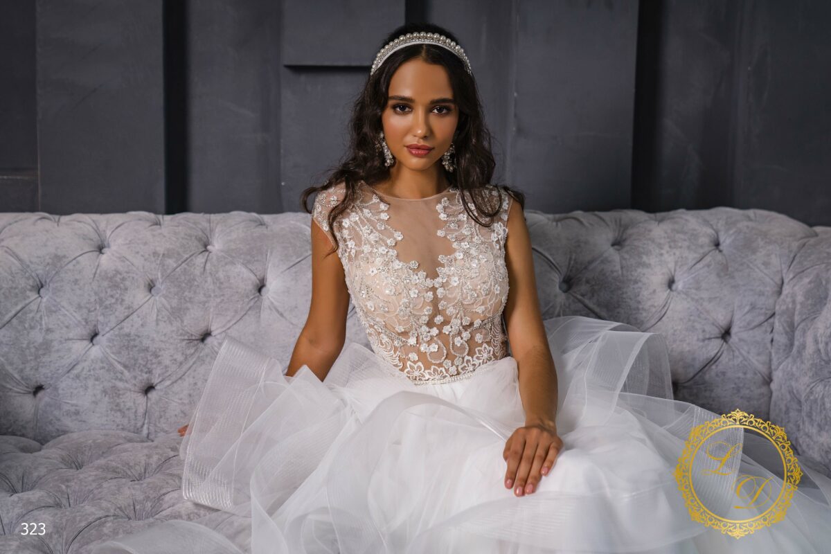 Robe de mariée décolleté dentelle Robe de mariée décolleté dentelle