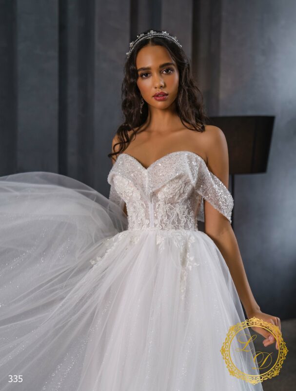Robe de mariée gitane en dentelle