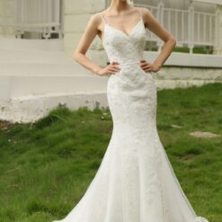 Robe de mariée ajustée à bretelles spaghetti avec perlage | Soirée Blanche