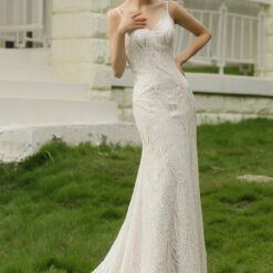 Robe de mariée fourreau en dentelle avec bretelles spaghetti image 10 | Soirée Blanche Robe de mariée fourreau en dentelle avec bretelles spaghetti | Soirée Blanche