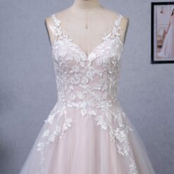 Robe de mariée rose nude en ligne A avec détails floraux et bretelles d’illusion | Soirée Blanche