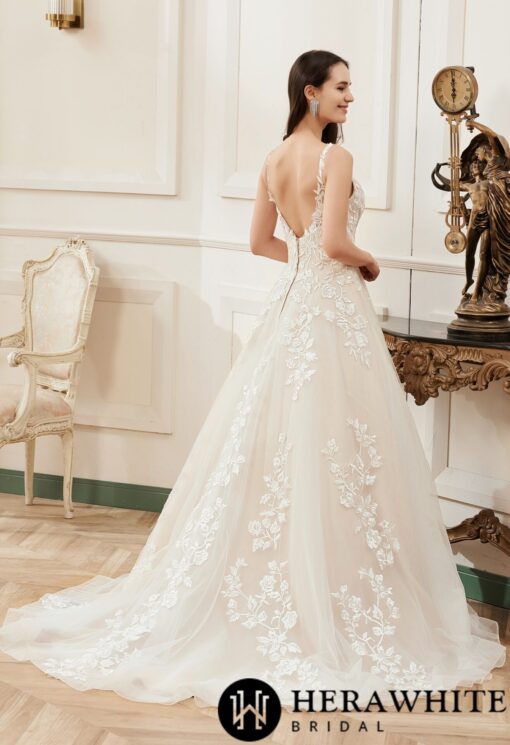 Robe de mariée rose nude en ligne A avec détails floraux et bretelles d’illusion | Soirée Blanche