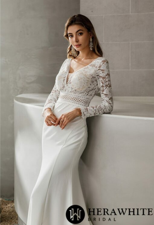 Robe de mariée en crêpe à manches longues et col V plongeant | Soirée Blanche