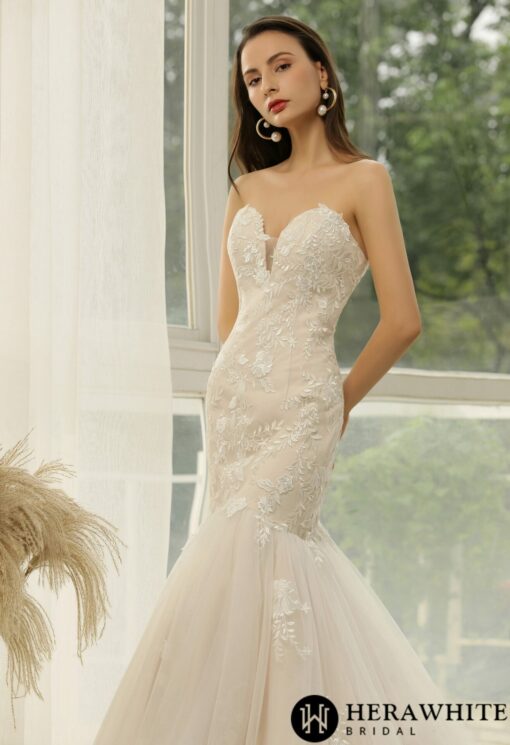 Robe de mariée sirène en tulle et dentelle à cœur ouvert | Soirée Blanche