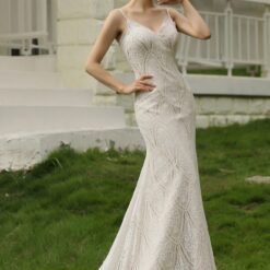 Robe de mariée fourreau en dentelle avec bretelles spaghetti image 15 | Soirée Blanche Robe de mariée fourreau en dentelle avec bretelles spaghetti | Soirée Blanche