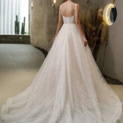 Robe de mariée princesse rose nude à encolure carrée image 11 | Soirée Blanche Robe de mariée princesse rose nude à encolure carrée | Soirée Blanche