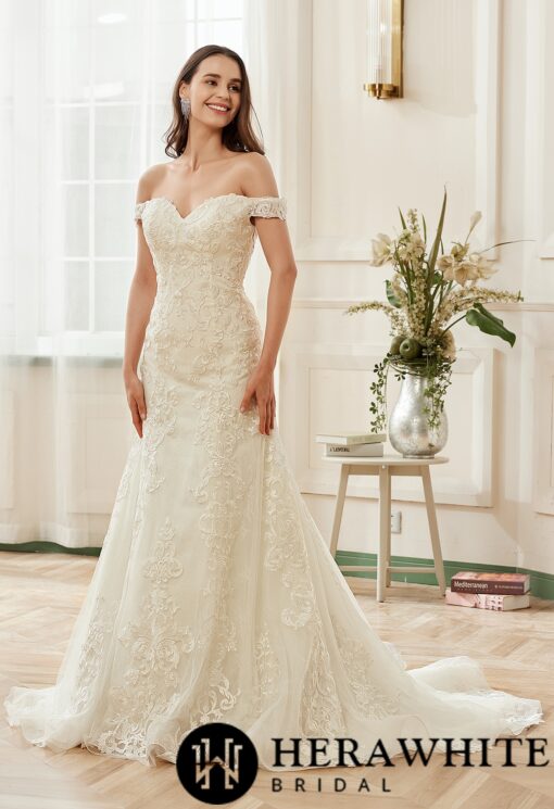 Robe de mariée à encolure cœur avec broderie | Soirée Blanche