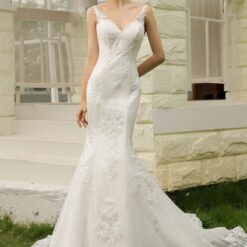 Robe de mariée fourreau ajustée à double traîne image 9 | Soirée Blanche Robe de mariée fourreau ajustée à double traîne | Soirée Blanche