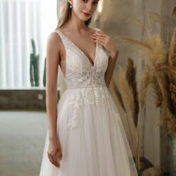 Robe de mariée en tulle avec col en V et double bande à la taille | Soirée Blanche