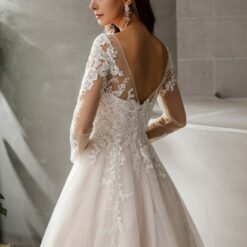 Robe de mariée princesse col en V et manches longues dentelle florale | Soirée Blanche