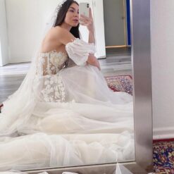 Robe De Mariée Manches Courtes Bouffantes Et Dentelle Florale image 8 | Soirée Blanche Robe De Mariée Manches Courtes Bouffantes Et Dentelle Florale