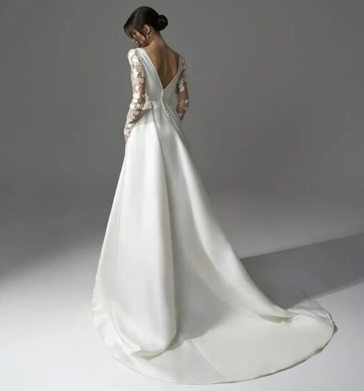 Robe De Mariée Fendue Avec Col V En Satin