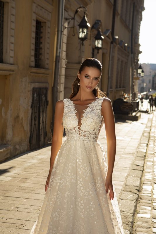 Robe de mariée courte à manche dentelle bohème mi longue Robe de mariée courte à manche dentelle bohème mi longue