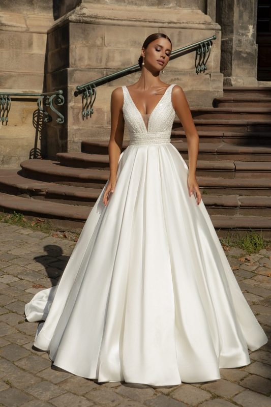 Robe de mariée simple blanche Robe de mariée simple blanche