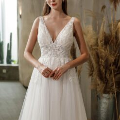 Robe de mariée en tulle avec col en V et double bande à la taille | Soirée Blanche