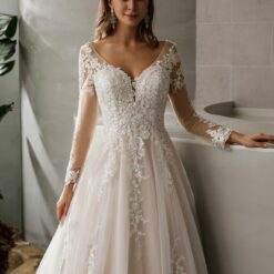 Robe de mariée princesse col en V et manches longues dentelle florale | Soirée Blanche