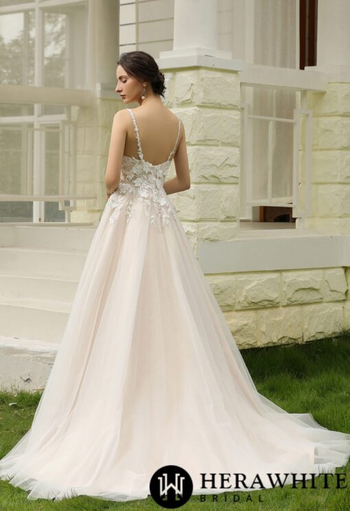 Robe de bal princesse avec dentelle florale et paillettes | Soirée Blanche