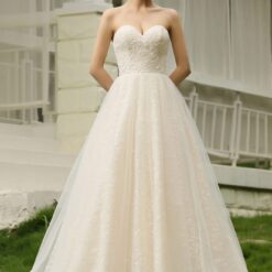 Robe de mariée princesse bustier et dentelle image 15 | Soirée Blanche Robe de mariée princesse bustier et dentelle | Soirée Blanche