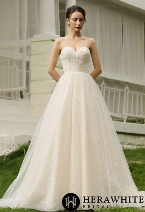 Robe de mariée princesse bustier et dentelle | Soirée Blanche