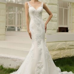 Robe de mariée fourreau ajustée à double traîne image 15 | Soirée Blanche Robe de mariée fourreau ajustée à double traîne | Soirée Blanche