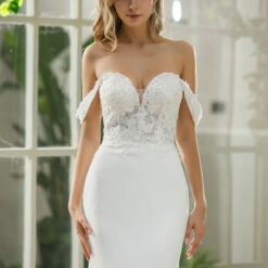 Robe de mariée fourreau en crêpe et dentelle fine florale | Soirée Blanche