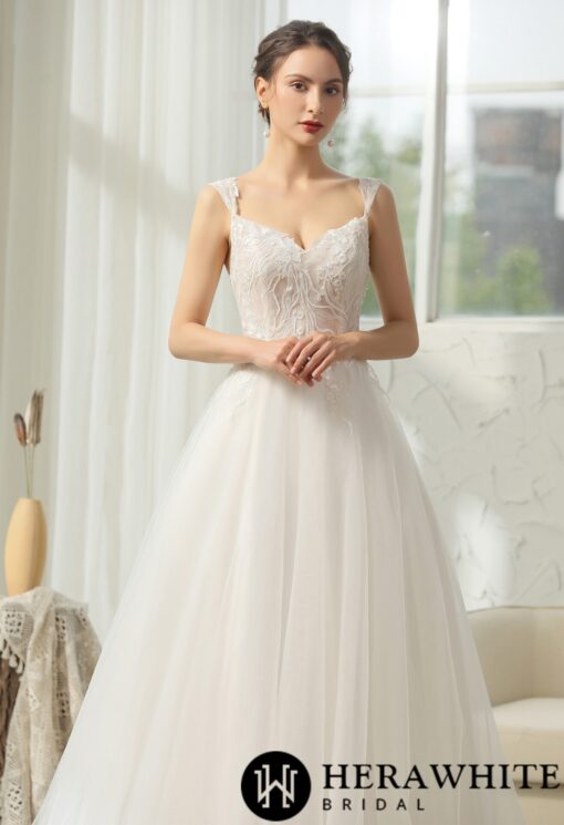 Robe de mariée fines bretelles et dentelle florale | Soirée Blanche
