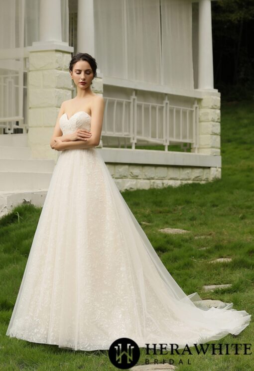 Robe de mariée princesse bustier et dentelle | Soirée Blanche