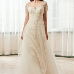 Robe de mariée romantique à corsage plissé en tulle avec illusion sur l'épaule image 10 | Soirée Blanche Robe de mariée romantique à corsage plissé en tulle avec illusion sur l’épaule | Soirée Blanche