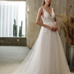 Robe de mariée en tulle avec col en V et double bande à la taille | Soirée Blanche