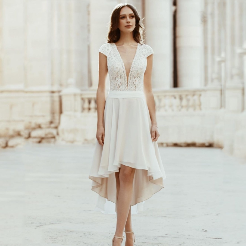 Robe de mariée courte devant dentelle Robe de mariée courte devant dentelle