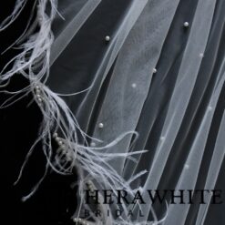 Voile de Mariée A Plumes | Soirée Blanche