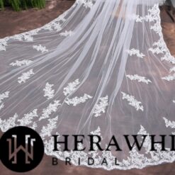 Voile de Mariée Long A Dentelle | Soirée Blanche