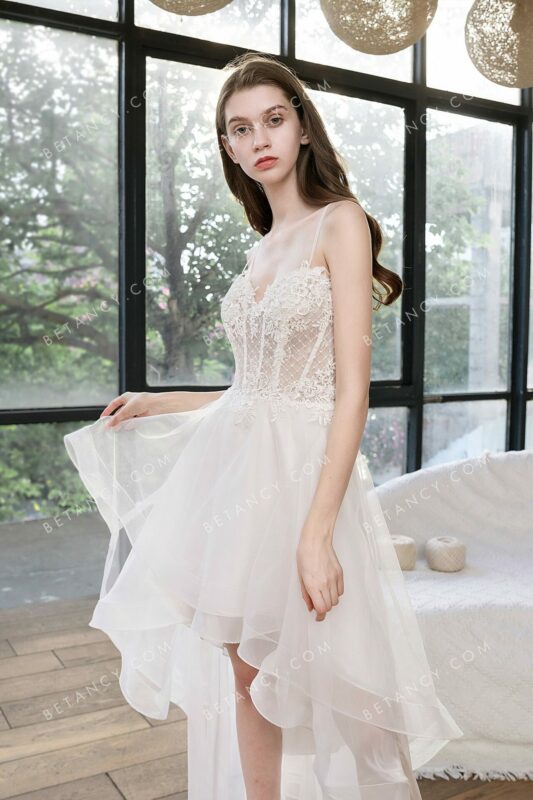 Robe de mariée courte tulle
