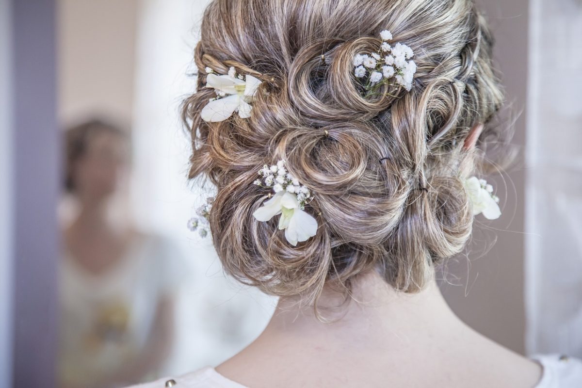 Robe de mariée avec dentelle Robe de mariée avec dentelle