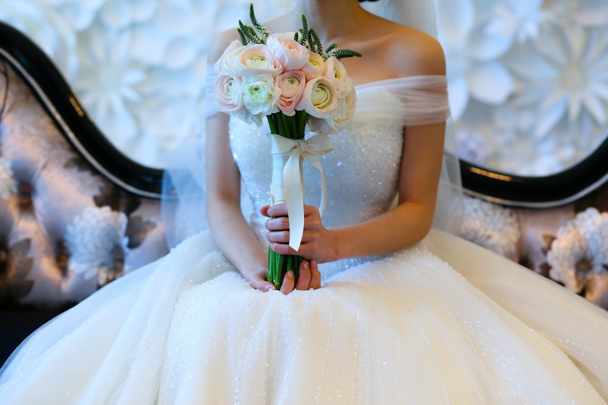 Robe de mariée col bateau simple Robe de mariée col bateau simple