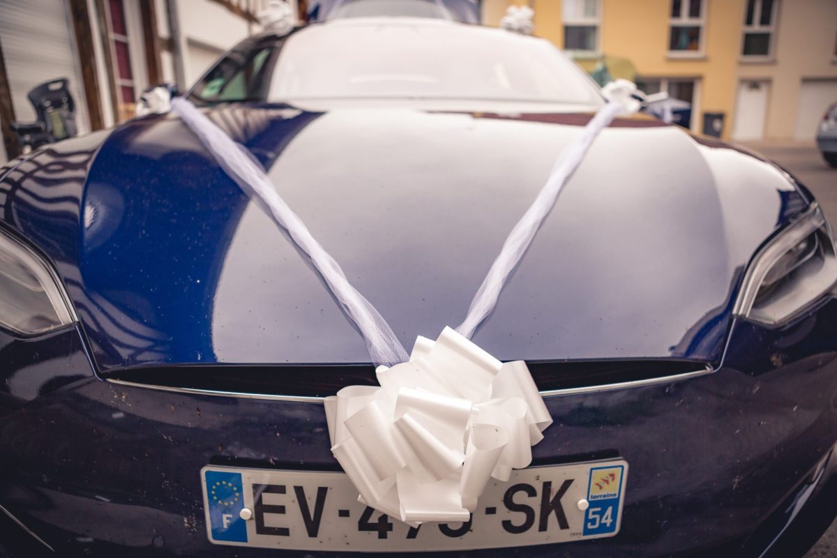 Comment décorer une voiture pour  un mariage ? Comment décorer une voiture pour  un mariage ?