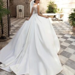 Robe De Mariée Princesse A Fleurs