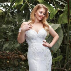 Robe De Mariée Grande Taille Sirène Dentelle image 6 | Soirée Blanche Robe De Mariée Grande Taille Sirène Dentelle image 5 | Soirée Blanche
