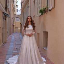 Robe De Mariée Princesse Simple A Manches Longues image 8 | Soirée Blanche Robe De Mariée Princesse Simple A Manches Longues | Soirée Blanche